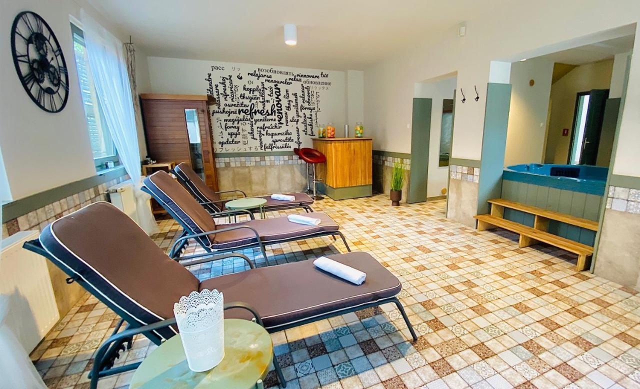 Villa Oliva Boutique Rooms Zamárdi Εξωτερικό φωτογραφία