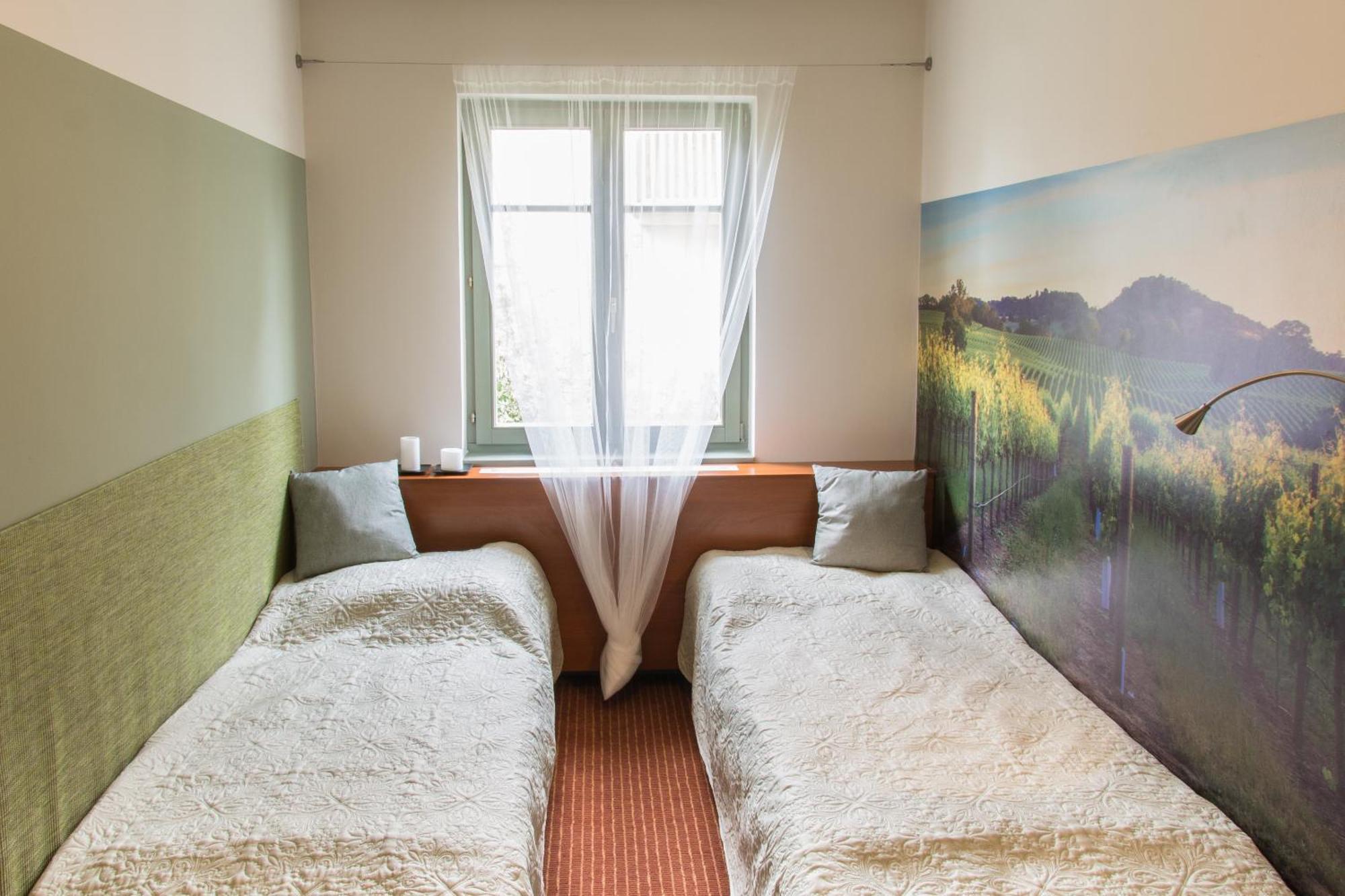 Villa Oliva Boutique Rooms Zamárdi Εξωτερικό φωτογραφία